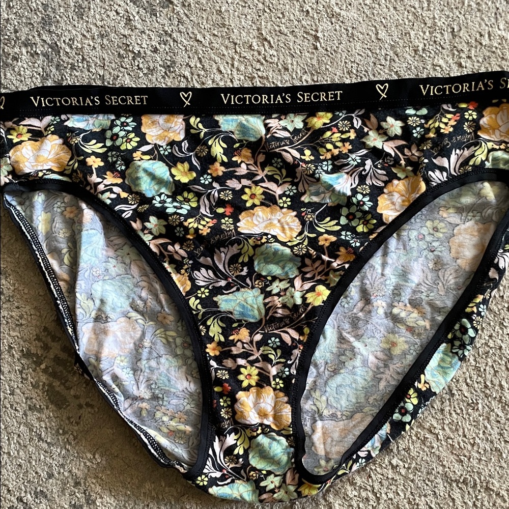 Victoria Secret Multicolor three pair highleg briefs panty Set Sz L - Picture 2 of 11